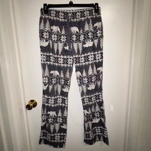Old Navy's Comfortable Grey Winter Pajama Pants (Size Medium)